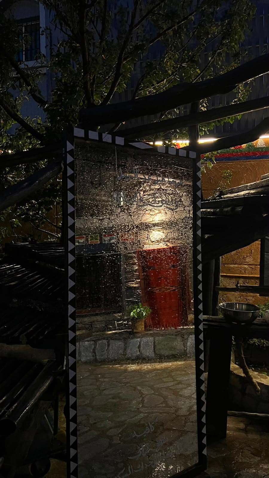 അൽ ഫയ്യാൻ ഹെറിറ്റേജ് ലോഡ്ജ് & മ്യൂസിയത്തിൽ ഒരു പൈതൃക താമസം ആസ്വദിക്കൂ, അതോടൊപ്പം വിശാലമായ കാഴ്ചയും ആസ്വദിക്കൂ.